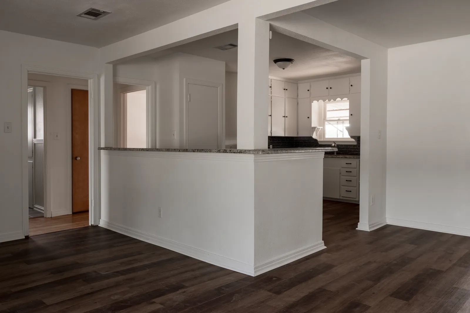 Sherman St. in Melissa kitchen before the renovation
